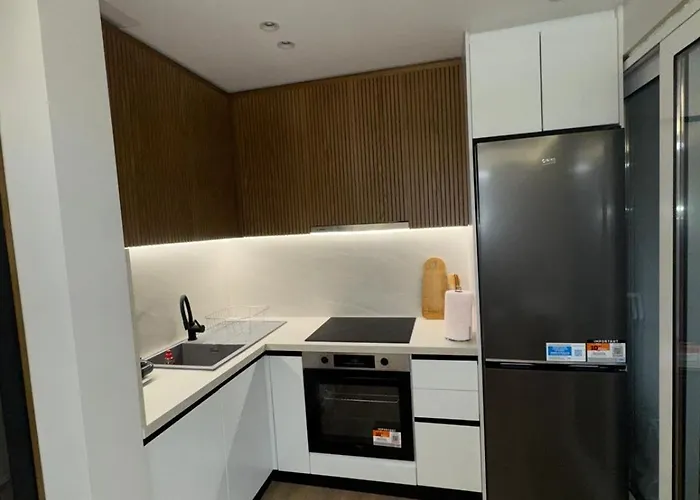 Glar 1 Bedroom M Shyri 公寓 地拉那