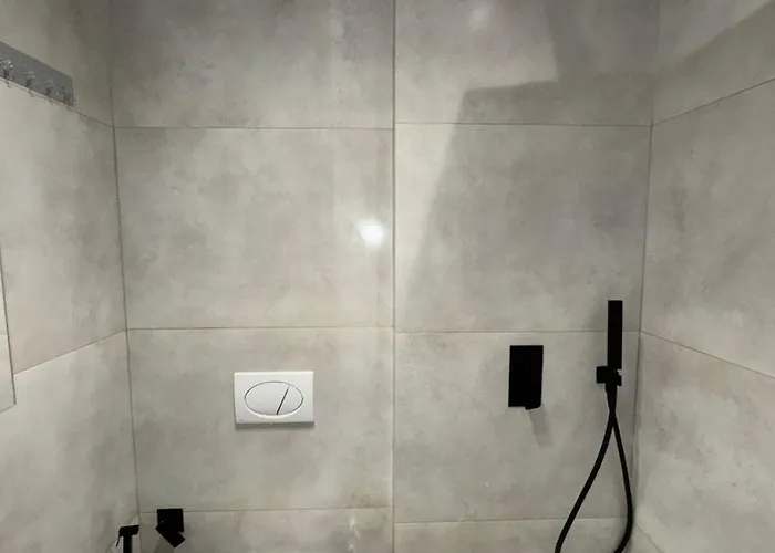 Glar 1 Bedroom M Shyri 公寓